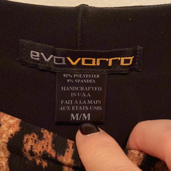 Leopard print dress - classic simple cut - goes on like a tshirt! - Picture 5 of 7